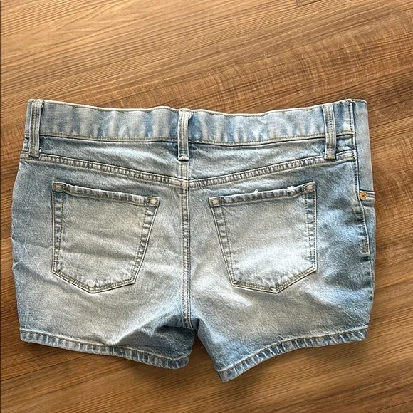 COPY - Black Jean Shorts with Elastic Waistband and Distressed Look - Picture 4 of 4